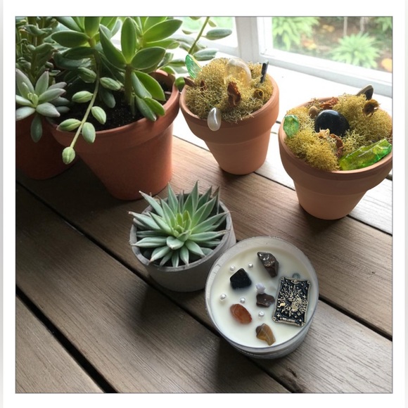 Tigers Eye Crystal Candle - Picture 3 of 7